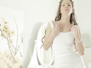 Perky Little Tits On A Hot Solo Teenage Girl