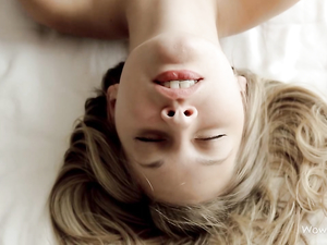 Masturbating Teen Has A Beautiful Orgasm Face